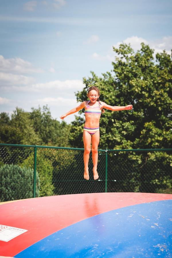 Verblijfpark Ardinam Olloy-sur-Viroin Exterior foto