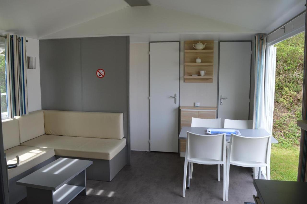 Verblijfpark Ardinam Olloy-sur-Viroin Exterior foto